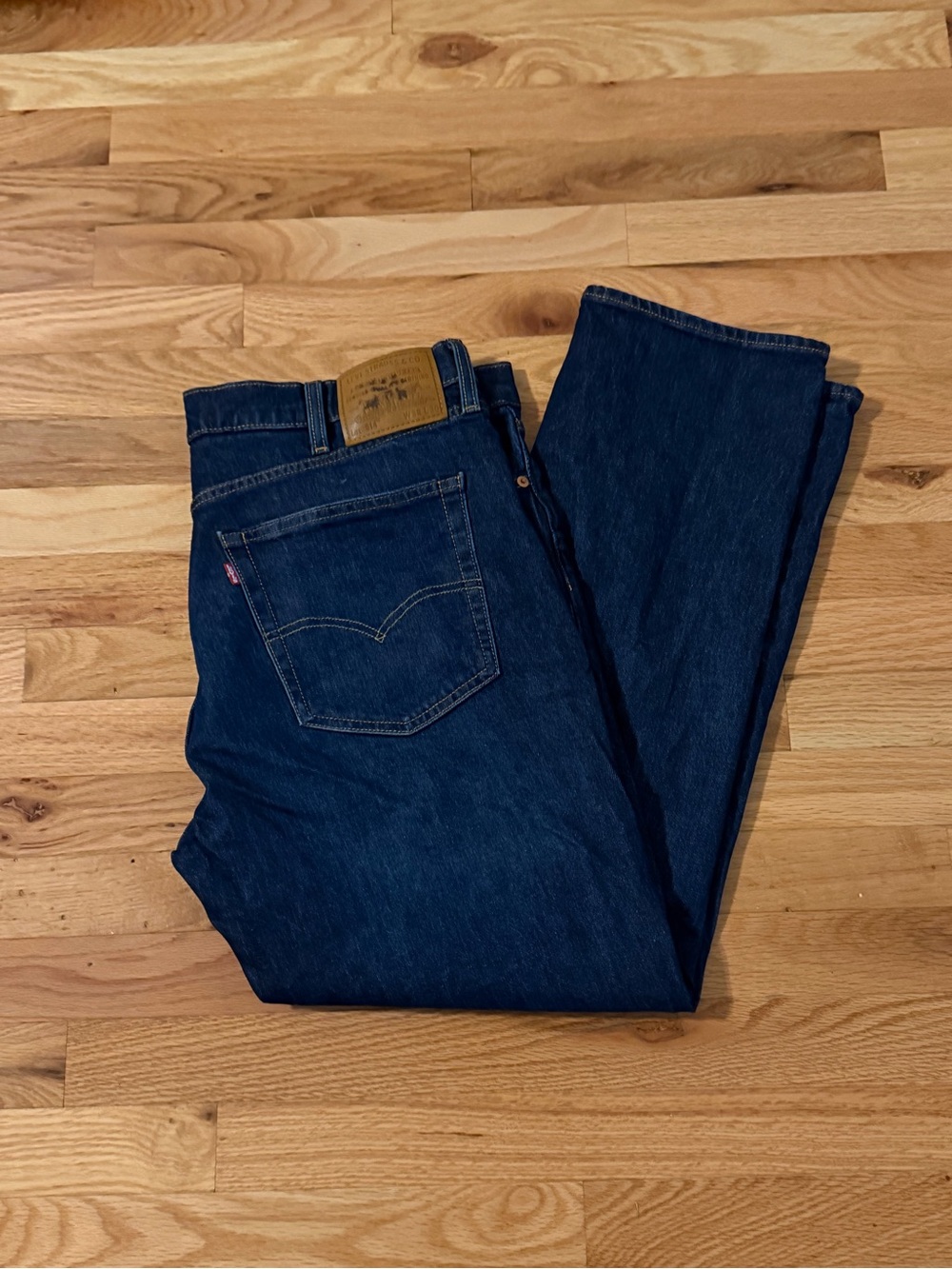 Levi's Men's 514 in Medium Wash - 38x30
